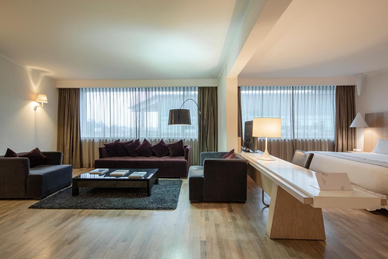 Hotel Wyndham Concepcion Pettra Esterno foto Suite at the Hotel