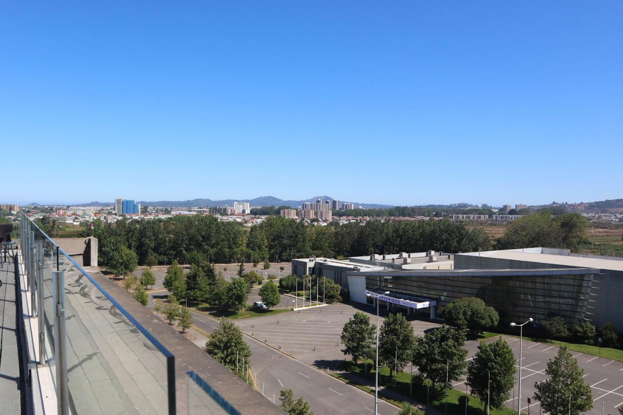 Hotel Wyndham Concepcion Pettra Esterno foto View of the San Jose skyline from the rooftop of the Fairmont San Jose